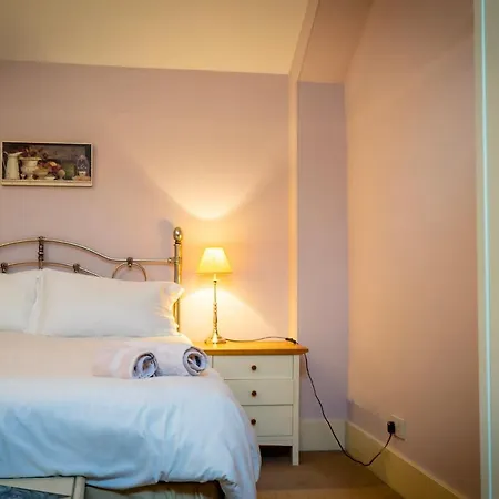 43 County House * York